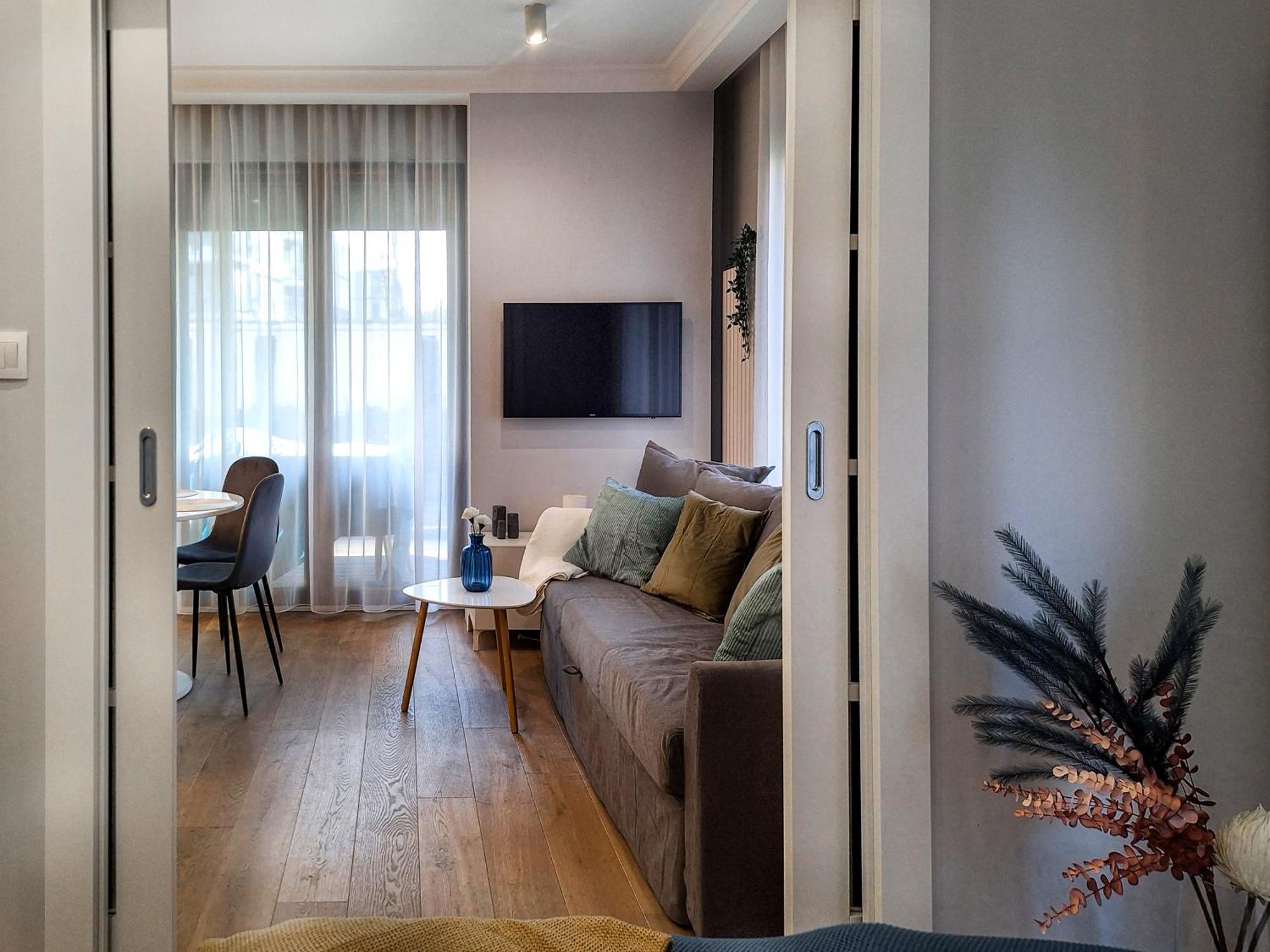Classy 2-room With Private Garden And Air Conditioning- Old Town Apartamento Cracovia